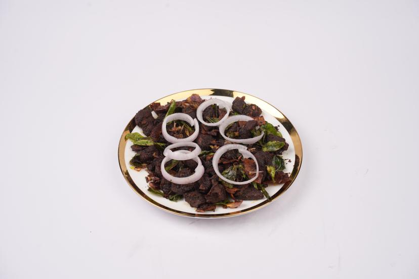 لحم بقري مقلي (فلفل/جوز الھند)