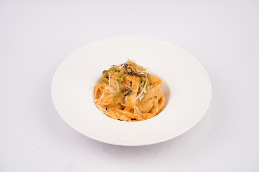 معكرونة فتوتشني دجاج